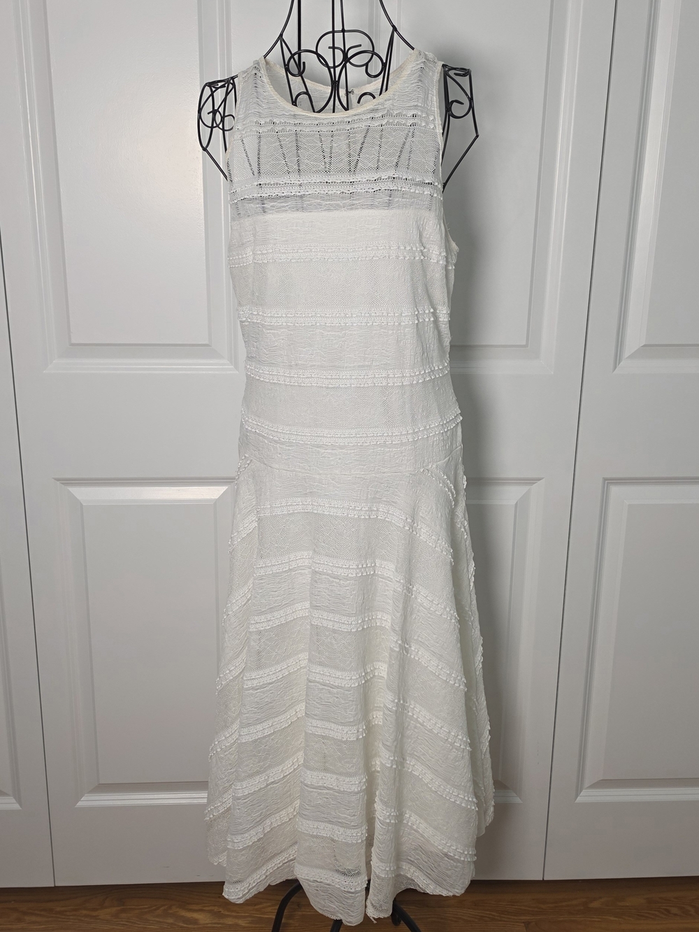 Sangria White Lace Textured Midi Dress Size 12 Sleeveless Fit & Flare Romantic